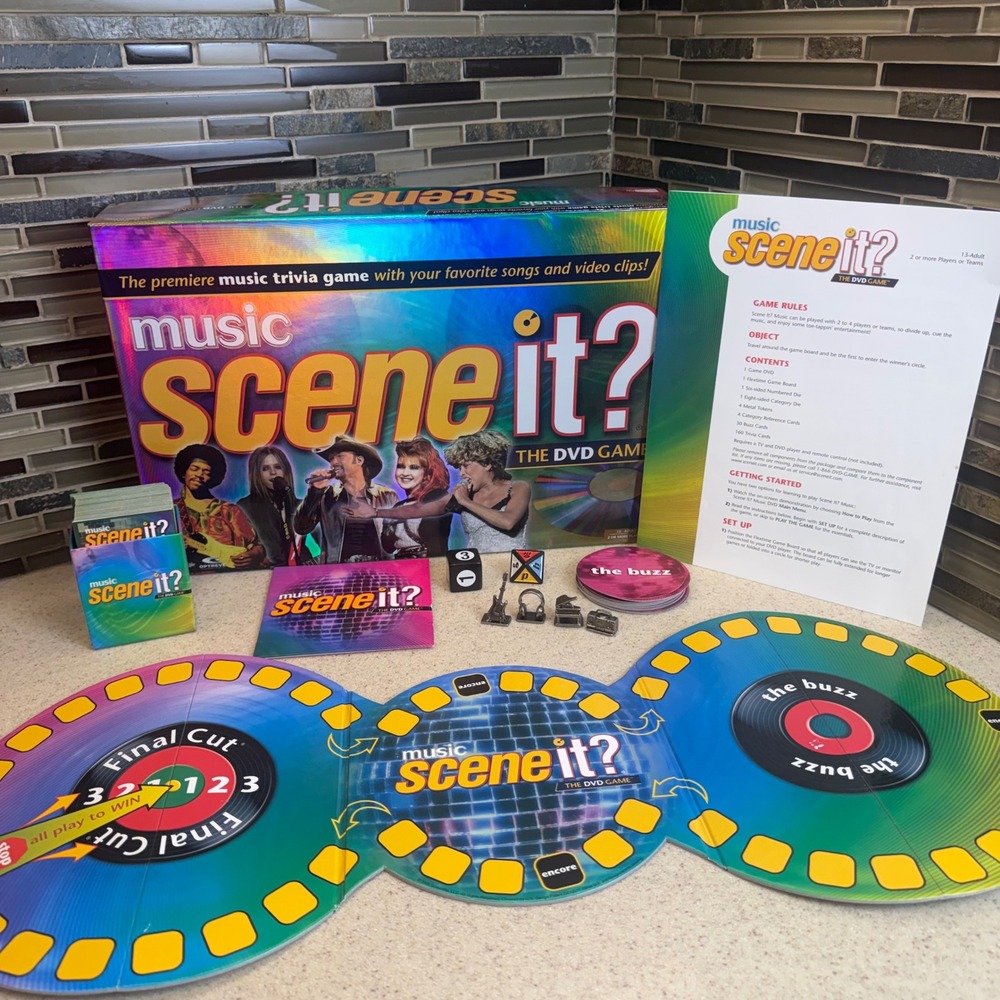 Music Scene It? The DVD Trivia Board Game Complete 2005 Screenlife MTV Edition
